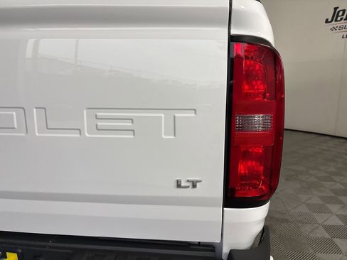 Used 2022 Chevrolet Colorado LT w/ Fleet Safety Package image 26