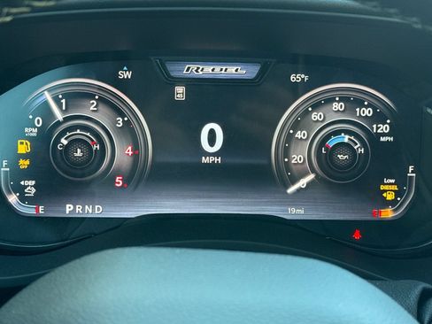 New 2026 RAM 2500 Rebel w/ Rebel Level 2 Equipment Group AWD/4WD image 23