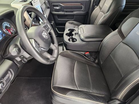 Used 2024 RAM 2500 Laramie AWD/4WD image 13