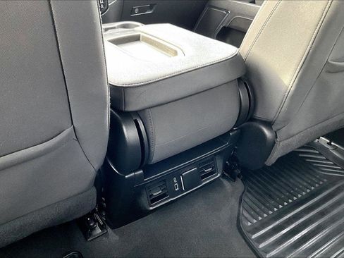 Used 2023 Chevrolet Silverado 1500 LT image 35