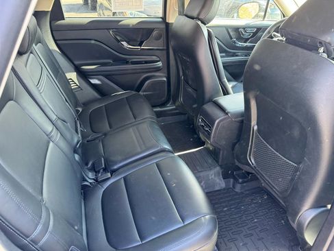 Used 2024 Lincoln Corsair AWD w/ Rear Removable Package Tray image 12
