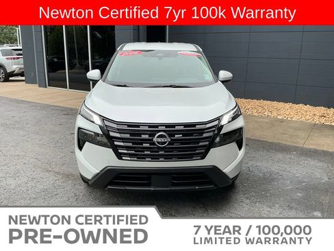 Used 2026 Nissan Rogue SV w/ Cold Weather Package FWD image 22