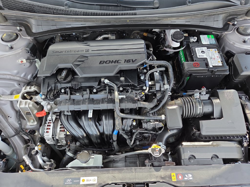 Used 2024 Hyundai Elantra SEL FWD image 10