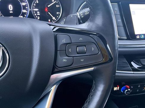 Used 2024 Buick Enclave Premium image 19