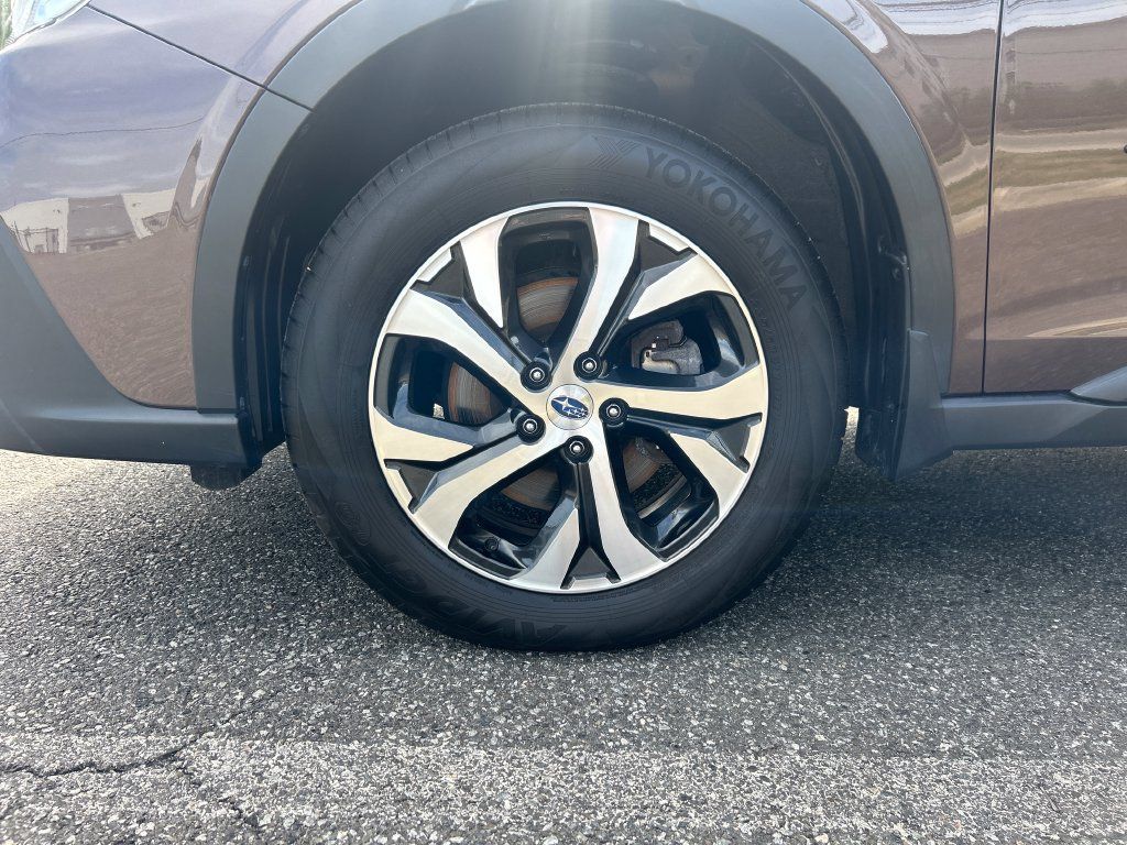 Used 2021 Subaru Outback Touring AWD/4WD image 26