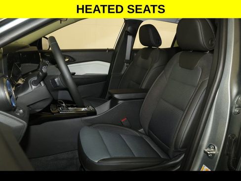 New 2026 Chevrolet Trax LT FWD image 3
