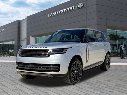 New 2025 Land Rover Range Rover SE