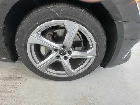 Used 2024 Audi A6 Premium Plus image 9