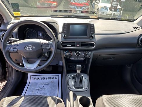 Used 2019 Hyundai Kona SE FWD image 17