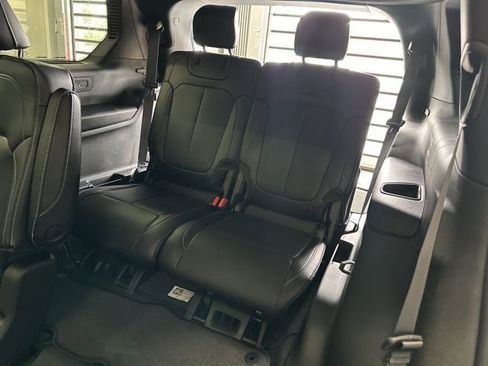 New 2025 Jeep Grand Cherokee L Limited w/ Luxury Tech Group II image 39