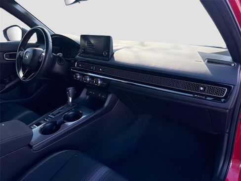 Certified 2022 Honda Civic Sport image 30