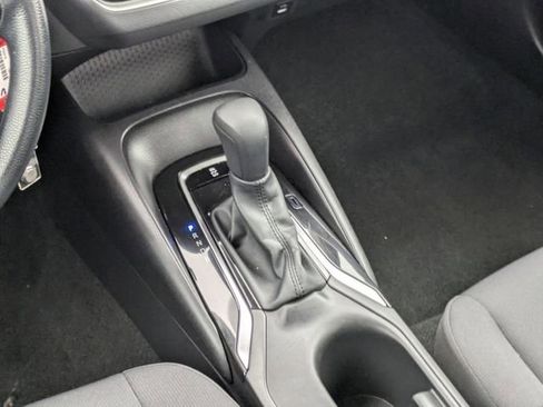 Used 2025 Toyota Corolla LE image 14