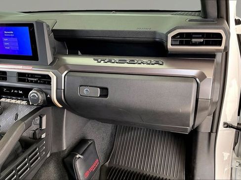 Used 2025 Toyota Tacoma SR5 image 21