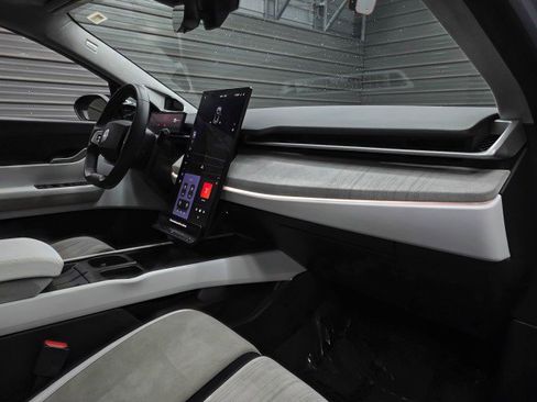 Used 2023 Fisker Ocean Extreme AWD/4WD image 15