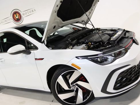Used 2022 Volkswagen GTI SE image 61