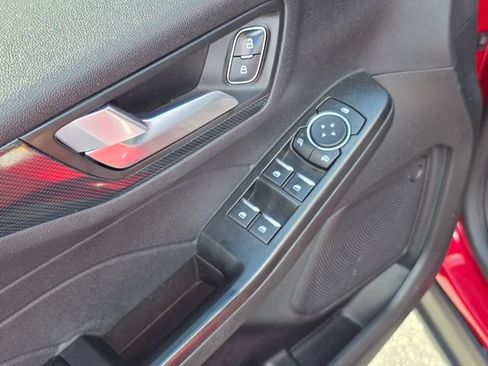 Used 2025 Ford Escape ST-Line w/ Equipment Group 301A FWD image 24
