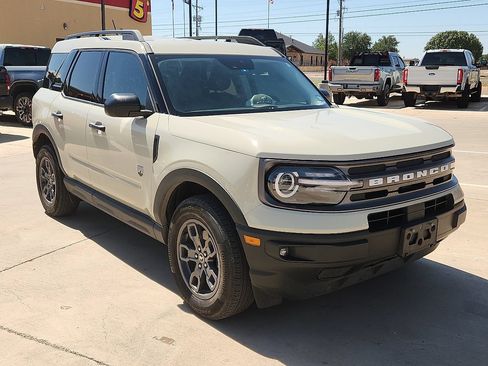 Used 2024 Ford Bronco Sport Big Bend w/ Convenience Package AWD/4WD image 4