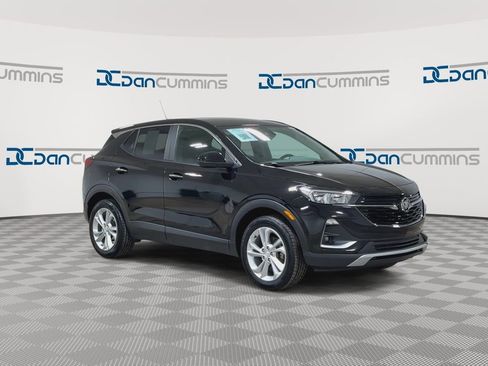 Used 2022 Buick Encore GX Preferred w/ Cold Weather Comfort Package image 3