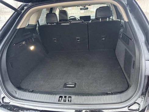 Used 2023 Lincoln Nautilus Reserve w/ Equipment Group 201A image 12