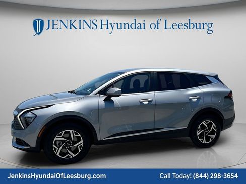 Used 2023 Kia Sportage LX FWD image 10