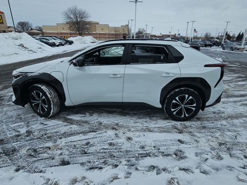 Certified 2023 Toyota bZ4X AWD w/ Weather Package image 6