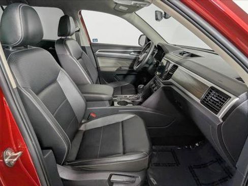 Used 2022 Volkswagen Atlas SE w/ Black Wheel Package image 26