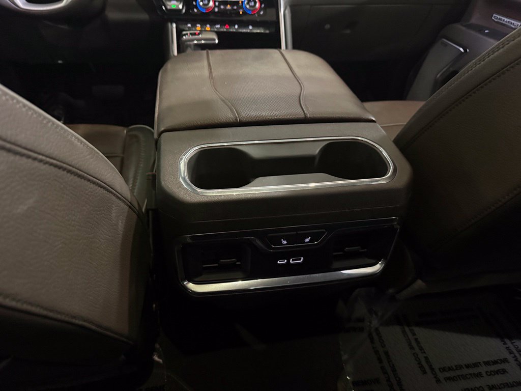 Used 2025 GMC Sierra 1500 Denali AWD/4WD image 24