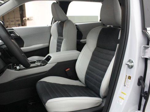 New 2026 Mitsubishi Outlander SE AWD/4WD image 7