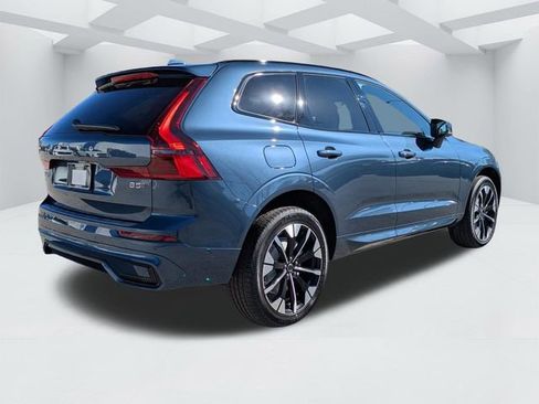 New 2026 Volvo XC60 B5 Plus w/ Protection Package Premier AWD/4WD image 4