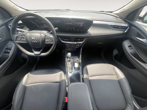 Used 2024 Buick Encore GX Sport Touring FWD image 10