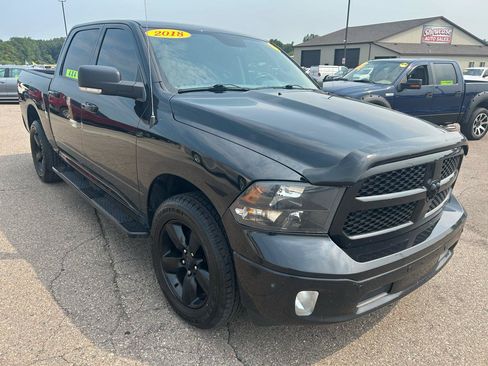 Used 2018 RAM 1500 Big Horn AWD/4WD image 3