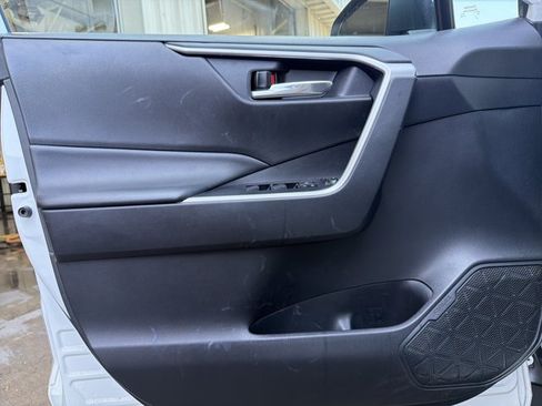 Used 2020 Toyota RAV4 XLE w/ All Weather Liner Package AWD/4WD image 10
