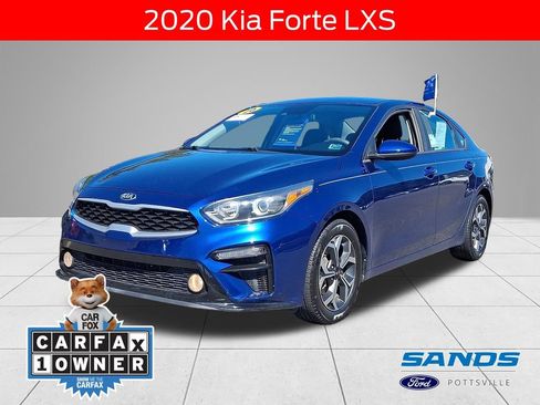 Used 2020 Kia Forte LXS FWD image 1