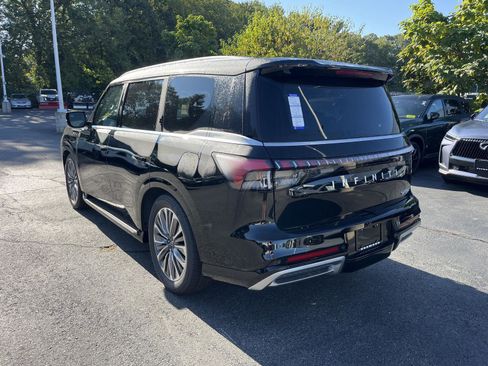 New 2026 INFINITI QX80 Luxe w/ Cargo Package image 5