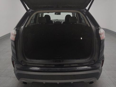 Used 2019 Ford Edge Titanium w/ Equipment Group 301A FWD image 29