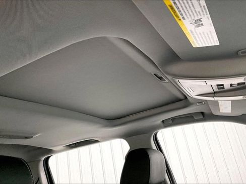 Used 2017 Chevrolet Silverado 1500 LTZ Z71 w/ LTZ Plus Package AWD/4WD image 22