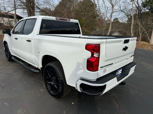 Used 2025 Chevrolet Silverado 1500 Custom w/ Turbomax Blackout Package image 3