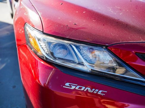 Used 2019 Toyota Camry SE image 10