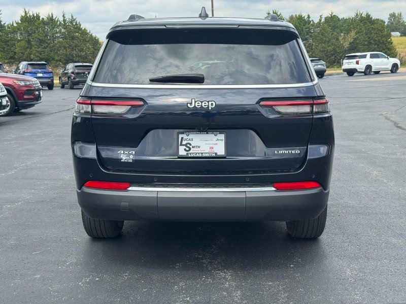 Used 2023 Jeep Grand Cherokee L Limited AWD/4WD image 4