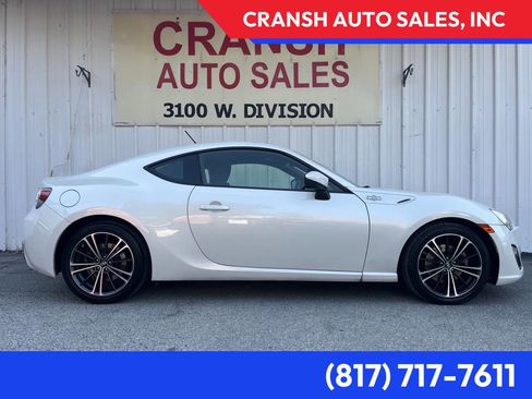 Used 2013 Scion FR-S 10 Series image 1