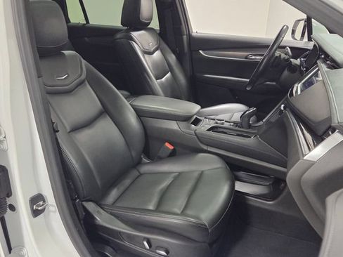 Used 2023 Cadillac XT6 Luxury FWD image 19