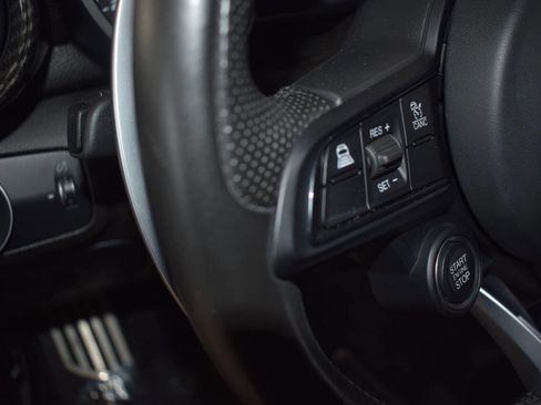 Used 2022 Alfa Romeo Giulia Veloce image 24