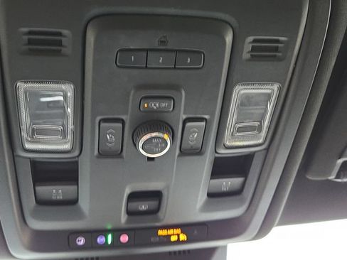 Used 2022 Cadillac Escalade ESV Sport w/ Touring Package AWD/4WD image 30