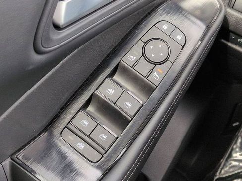 Certified 2026 Nissan Rogue SV FWD image 22