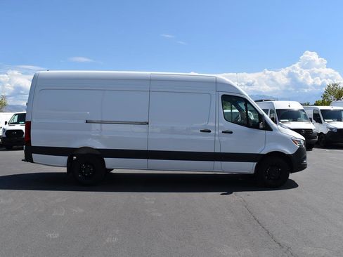 New 2025 Mercedes-Benz Sprinter 3500 image 5
