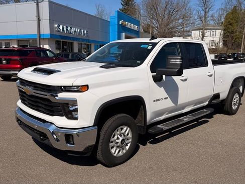 Used 2025 Chevrolet Silverado 2500 LT w/ Safety Package image 6