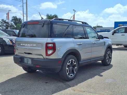 Used 2023 Ford Bronco Sport Outer Banks w/ Tech Package AWD/4WD image 5