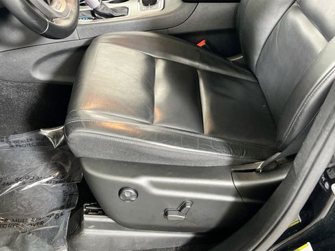 Used 2022 Jeep Grand Cherokee Limited image 18