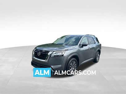 Used 2025 Nissan Pathfinder SV