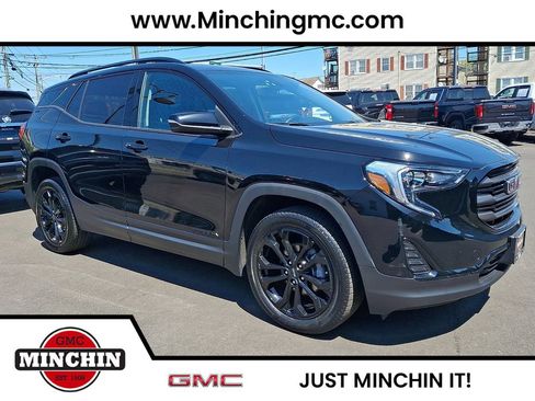 Certified 2021 GMC Terrain SLE w/ Driver Convenience Package AWD/4WD image 1
